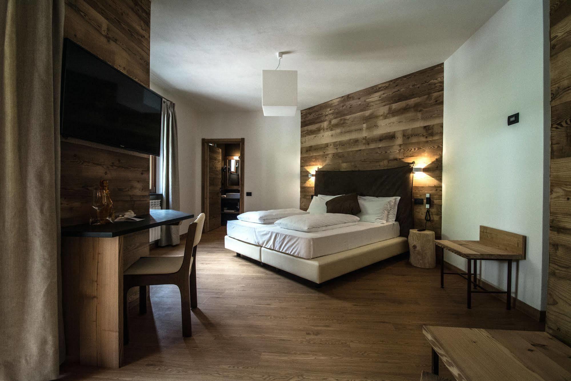 Orobie Alps Resort Roncobello Екстер'єр фото